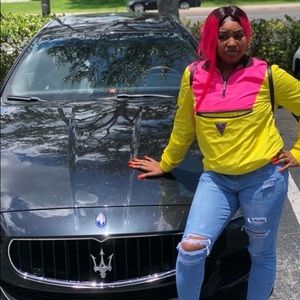 Meet your Posher, Royal